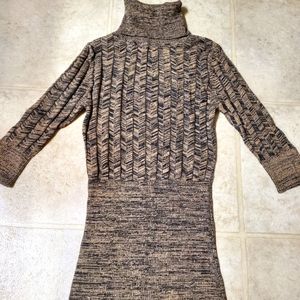 Women's fitted brown/black turtleneck sweater